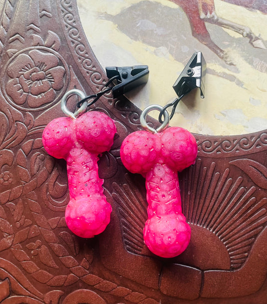 Dick Vent Clips